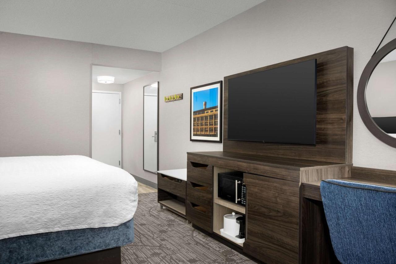 Hampton Inn Easton Eksteriør billede